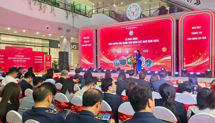 Hà Nội phát động Ngày Quyền của người tiêu dùng, thúc đẩy tiêu dùng an toàn và bền vững