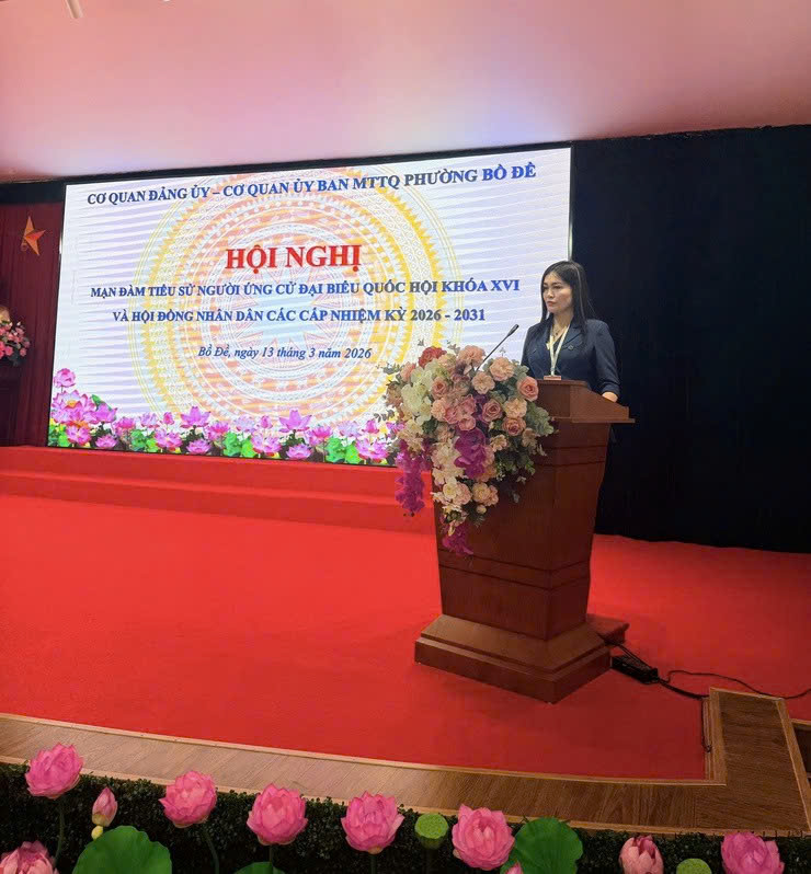 Phường Bồ Đề tổ chức mạn đàm tiểu sử ứng cử viên, nâng cao nhận thức trước ngày bầu cử 2026-2031