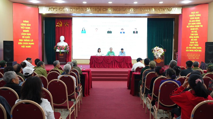 Xã Phù Đổng phát huy dân chủ qua hội nghị mạn đàm tiểu sử ứng cử viên trước thềm bầu cử 2026-2031