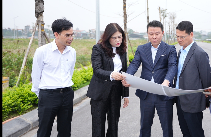 Xã Phù Đổng quyết liệt kiểm tra, xử lý các điểm nghẽn về trật tự đô thị và an toàn giao thông