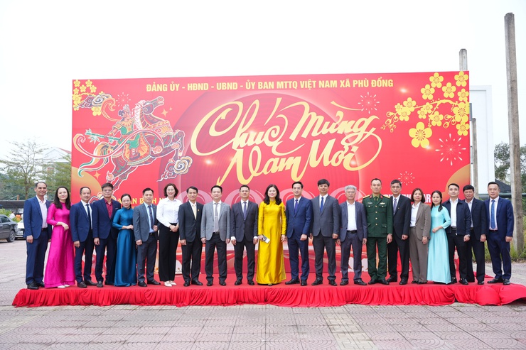 Xã Phù Đổng khởi động năm 2026 với khí thế mới, quyết tâm siết kỷ cương, thúc đẩy chuyển đổi số và tăng tốc các dự án trọng điểm