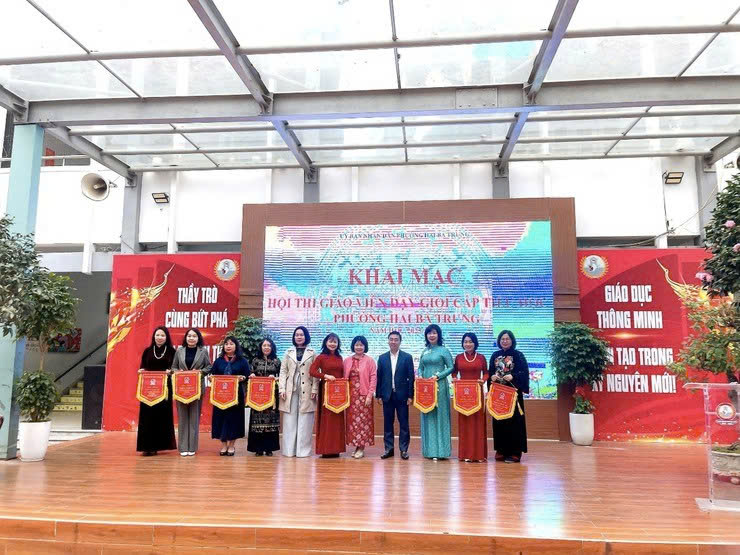Phường Hai Bà Trưng: Khai mạc Hội thi giáo viên dạy giỏi tiểu học, thúc đẩy đổi mới giáo dục