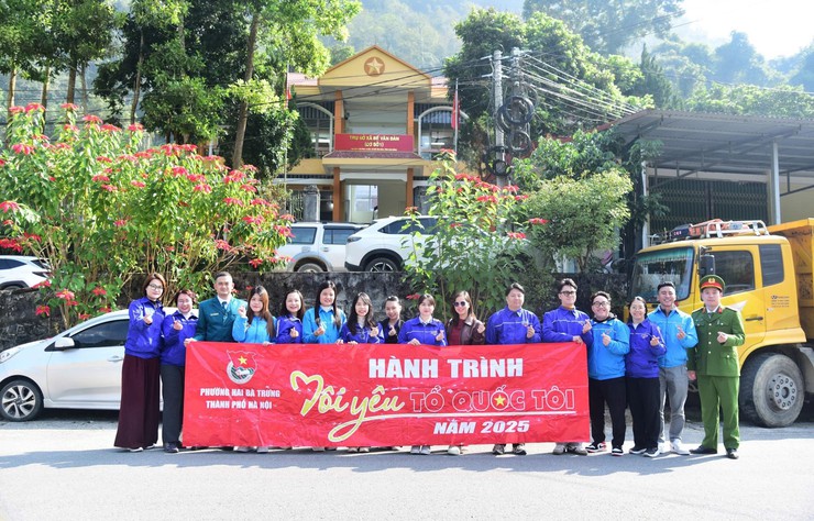Phường Hai Bà Trưng: Tuổi trẻ lan tỏa tinh thần cống hiến qua hành trình “Tôi yêu Tổ quốc tôi” nơi biên cương
