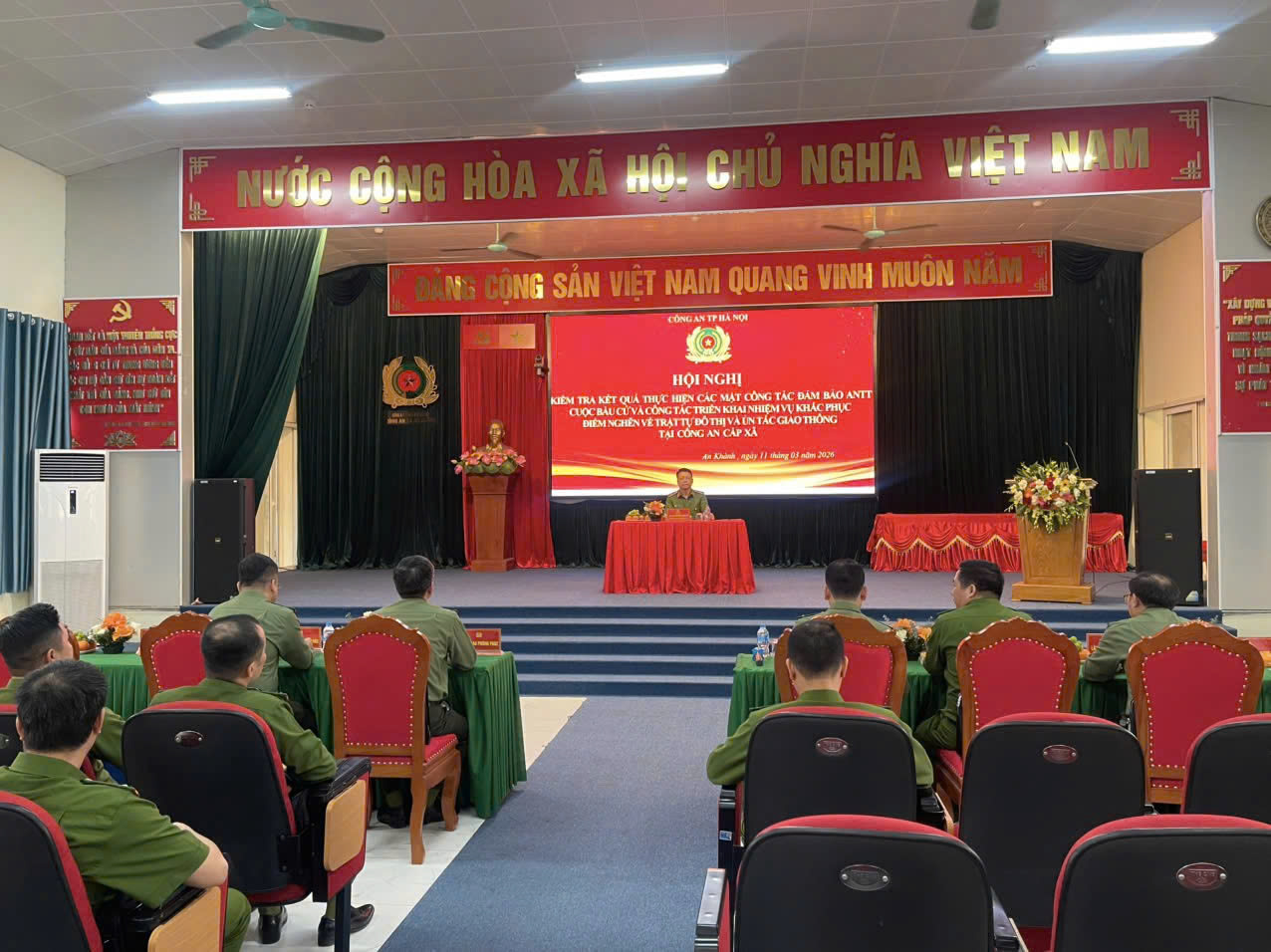 Công an thành phố Hà Nội siết chặt nhiệm vụ, yêu cầu bảo đảm tuyệt đối an ninh phục vụ bầu cử từ cơ sở