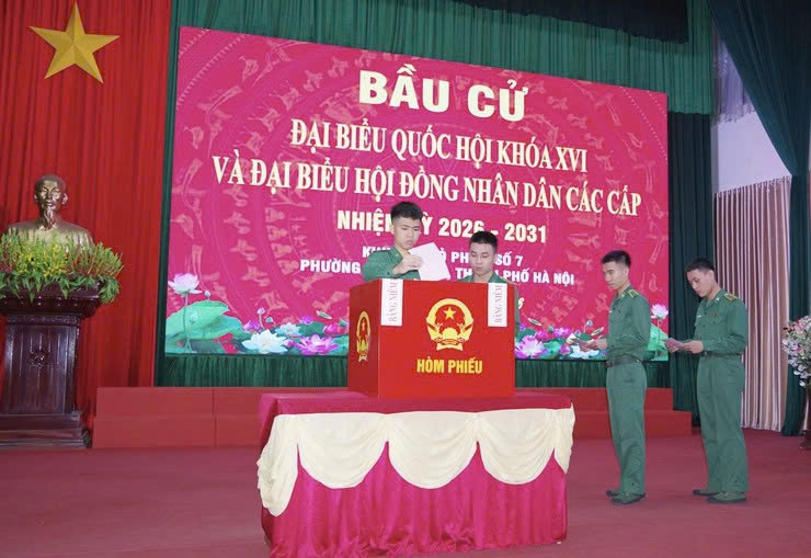 Phường Tùng Thiện: Ngày hội lớn của toàn dân diễn ra trang trọng, dân chủ, an toàn tuyệt đối