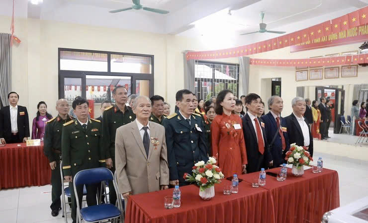 Phường Dương Nội đồng loạt khai mạc bầu cử từ 6 giờ 30: Gần 34.000 cử tri nô nức thực hiện quyền công dân