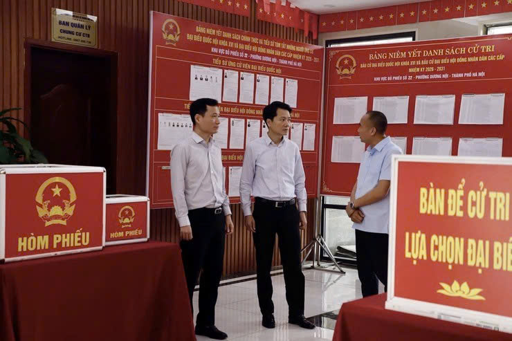 Phường Dương Nội tổng rà soát trước giờ khai mạc, bảo đảm 22 khu vực bỏ phiếu sẵn sàng cho Ngày bầu cử 15-3