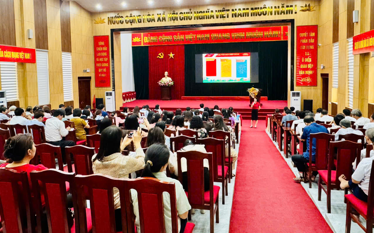 Xã Ô Diên nâng cao chất lượng cán bộ cơ sở qua tập huấn nghiệp vụ công tác Đảng năm 2026