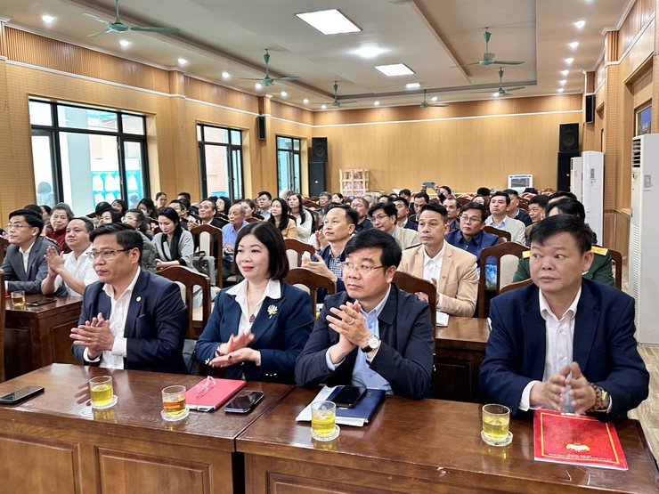 Xã Đại Thanh tổ chức tiếp xúc cử tri trực tuyến quy mô lớn với người ứng cử đại biểu HĐND xã khóa II