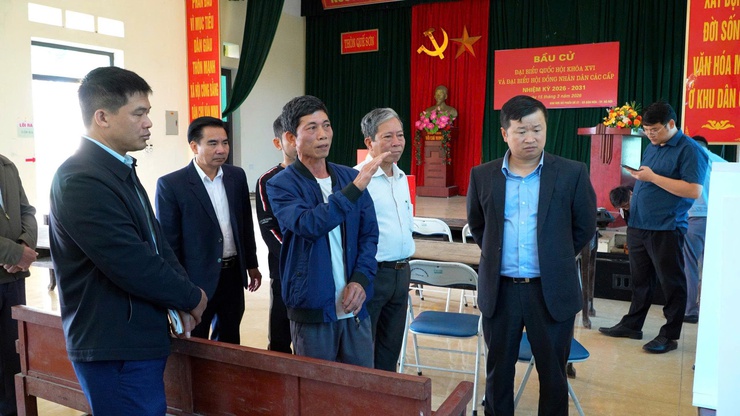 Xã Dân Hòa kiểm tra toàn diện công tác chuẩn bị bầu cử, bảo đảm Ngày hội toàn dân diễn ra an toàn, đúng luật