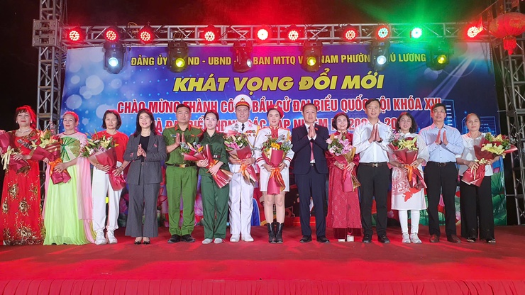 Phường Phú Lương: Đêm văn nghệ “Khát vọng đổi mới” lan tỏa khí thế sau thành công bầu cử nhiệm kỳ 2026-2031