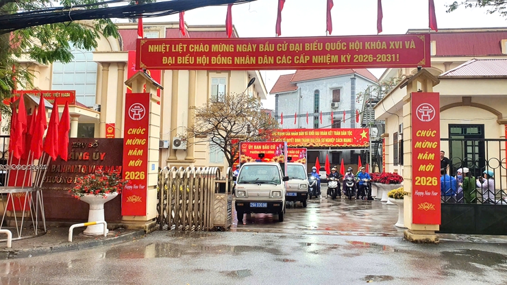 Phường Phú Lương ra quân đoàn xe tuyên truyền lưu động, lan tỏa khí thế hướng tới ngày bầu cử 15-3