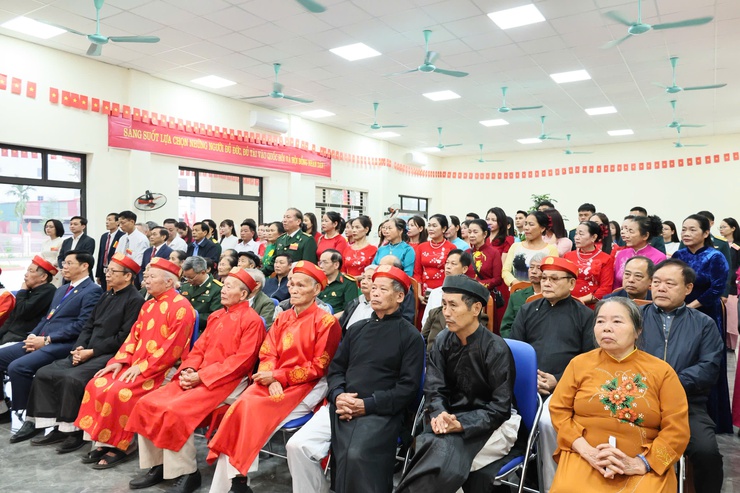 Xã Quảng Bị: Những cử tri cao biên tham gia bầu cử, thắp sáng Ngày hội non sông bằng trách nhiệm và niềm tin