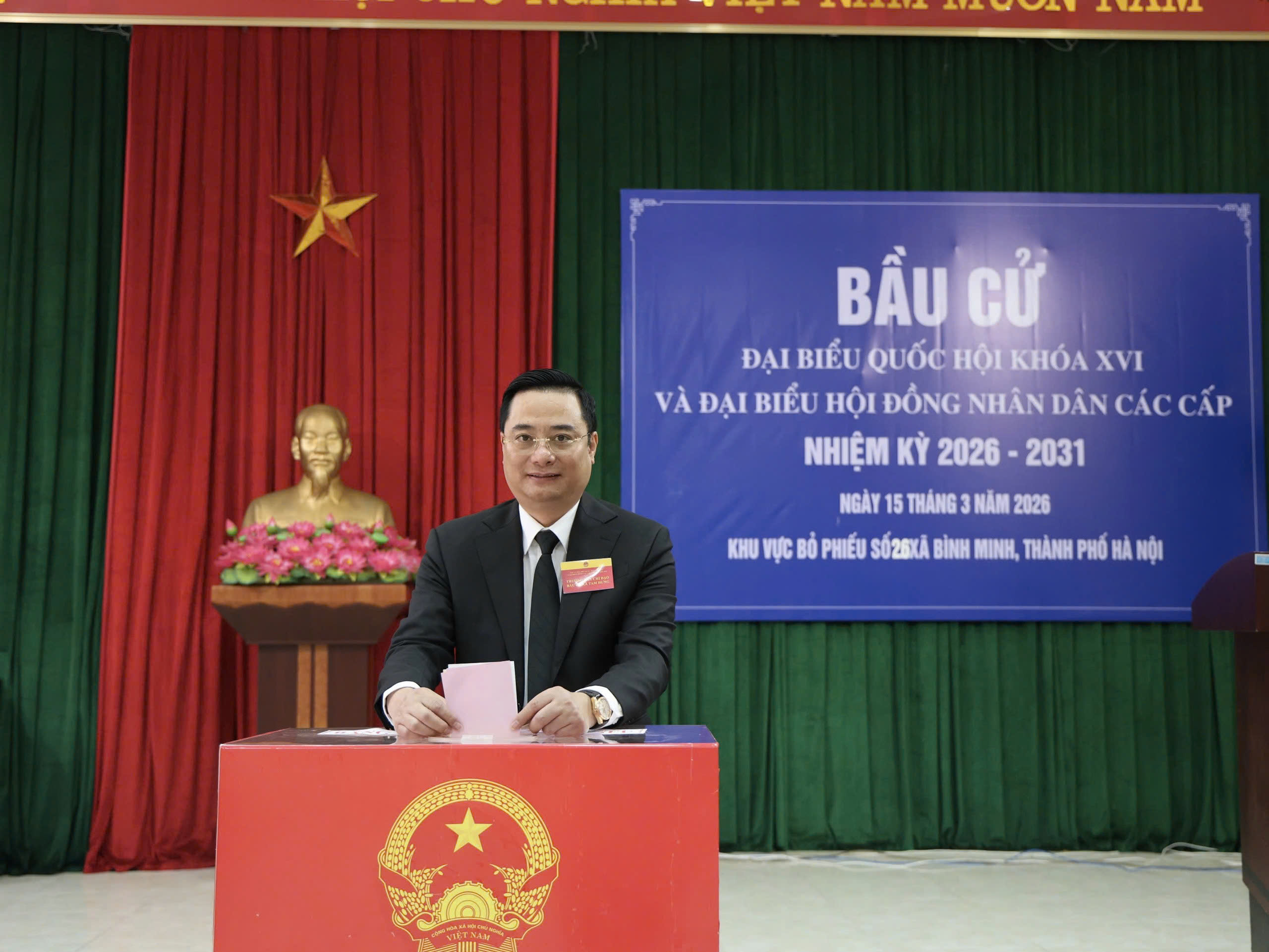 Xã Bình Minh: Hình ảnh người cán bộ gần dân lan tỏa trong Ngày hội bầu cử tại thôn Minh Kha