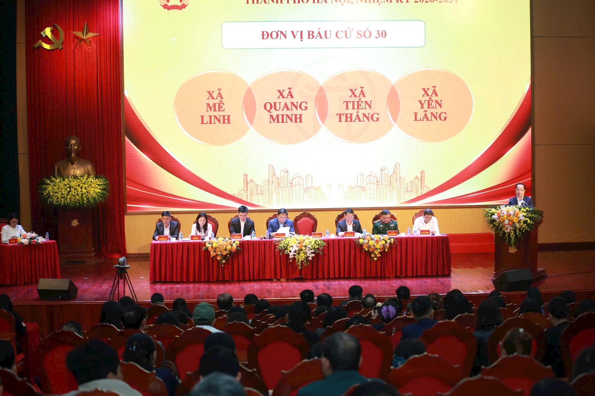 Ứng cử viên HĐND thành phố Hà Nội cam kết tháo gỡ “điểm nghẽn”, thúc đẩy phát triển đồng bộ, hiện đại