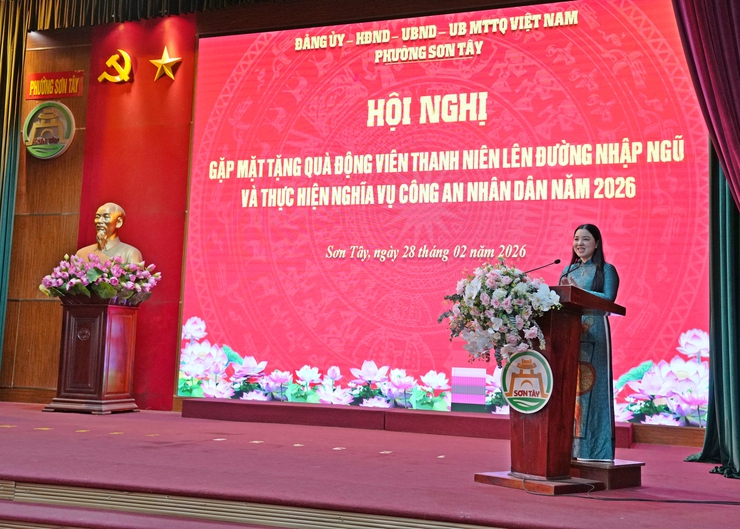 Phường Sơn Tây động viên 52 thanh niên ưu tú sẵn sàng lên đường bảo vệ Tổ quốc
