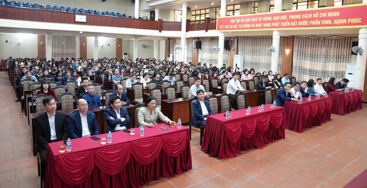 Phường Sơn Tây phát động khí thế thi đua đầu Xuân Bính Ngọ 2026, quyết tâm tăng tốc thực hiện nhiệm vụ trọng tâm ngay từ đầu năm