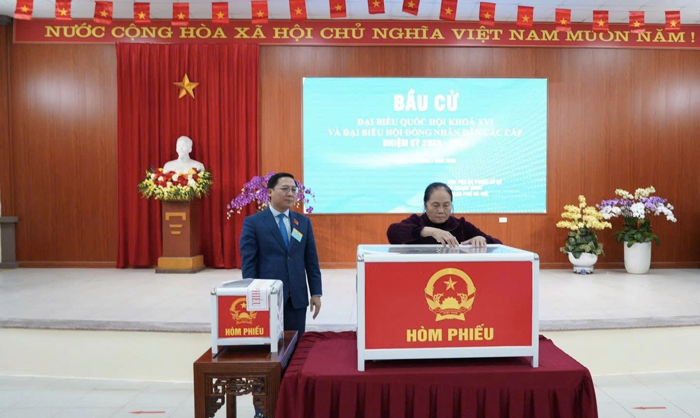 Xã Quang Minh: Gần 99% cử tri tham gia bỏ phiếu, nhiều thôn đạt tỷ lệ tuyệt đối