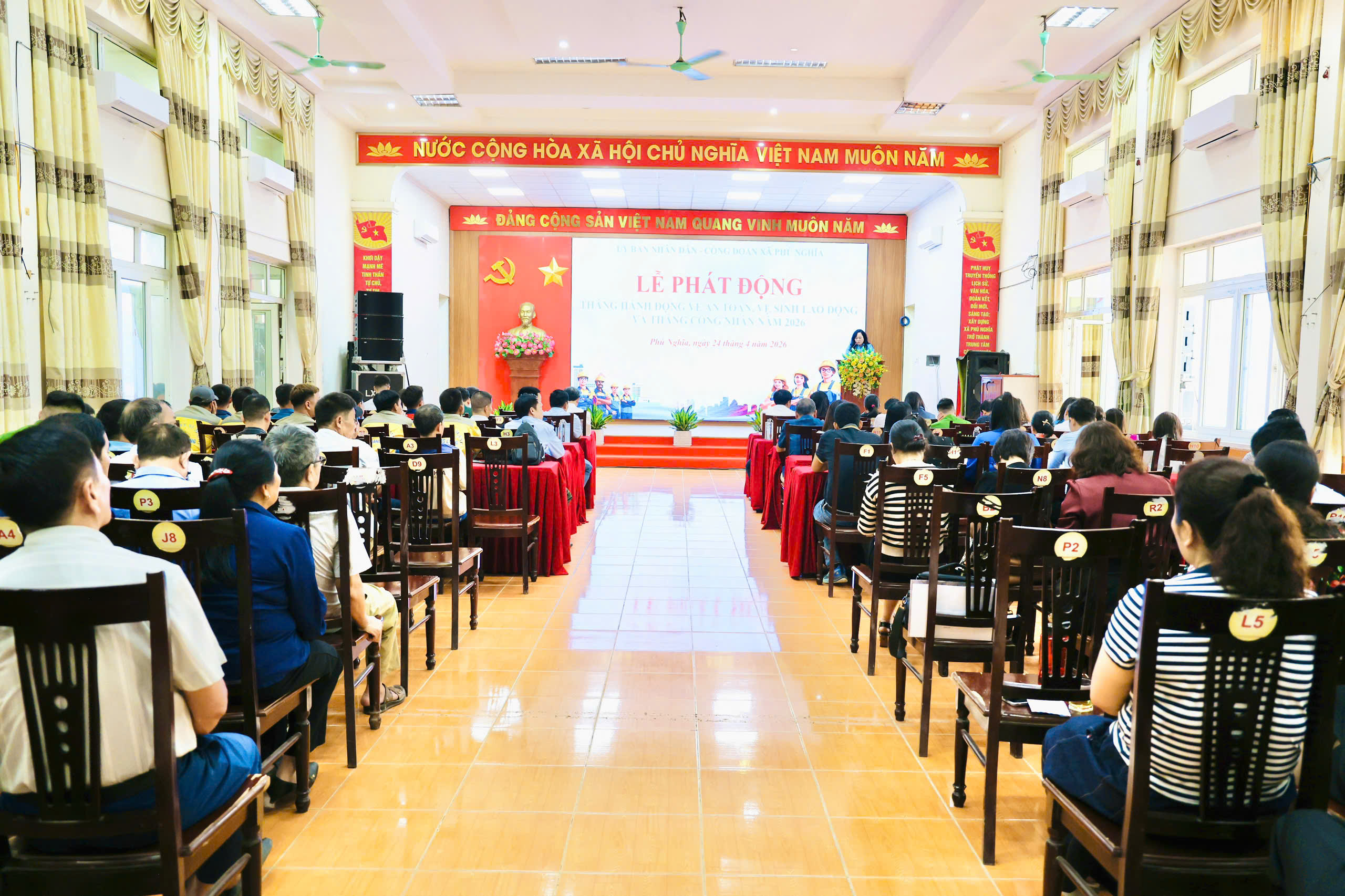 Xã Phú Nghĩa phát động Tháng hành động an toàn vệ sinh lao động và Tháng Công nhân 2026, thúc đẩy xây dựng môi trường lao động an toàn, hiện đại