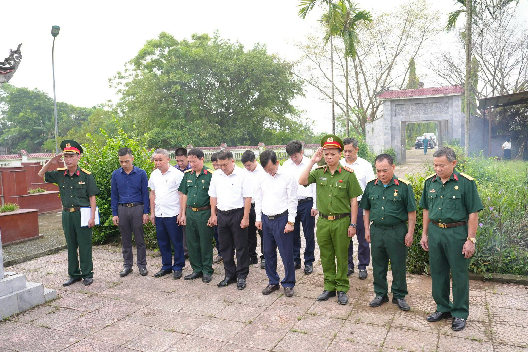 Xã Phú Cát dâng hương tri ân Anh hùng Liệt sĩ, khơi dậy trách nhiệm tiếp nối truyền thống cách mạng