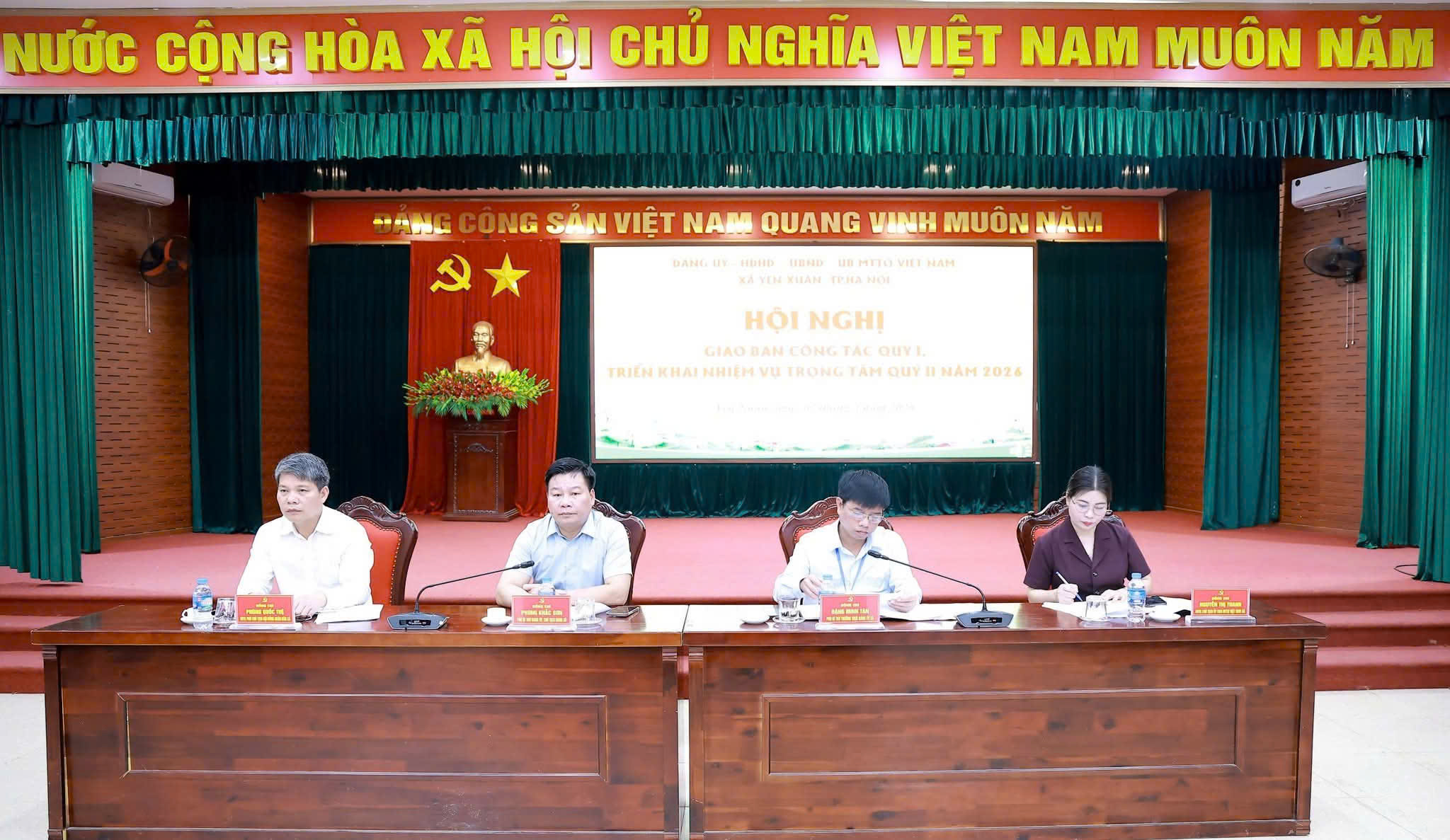 Xã Yên Xuân giao ban quý I-2026: Tập trung tháo gỡ vướng mắc, tăng tốc thực hiện nhiệm vụ quý II