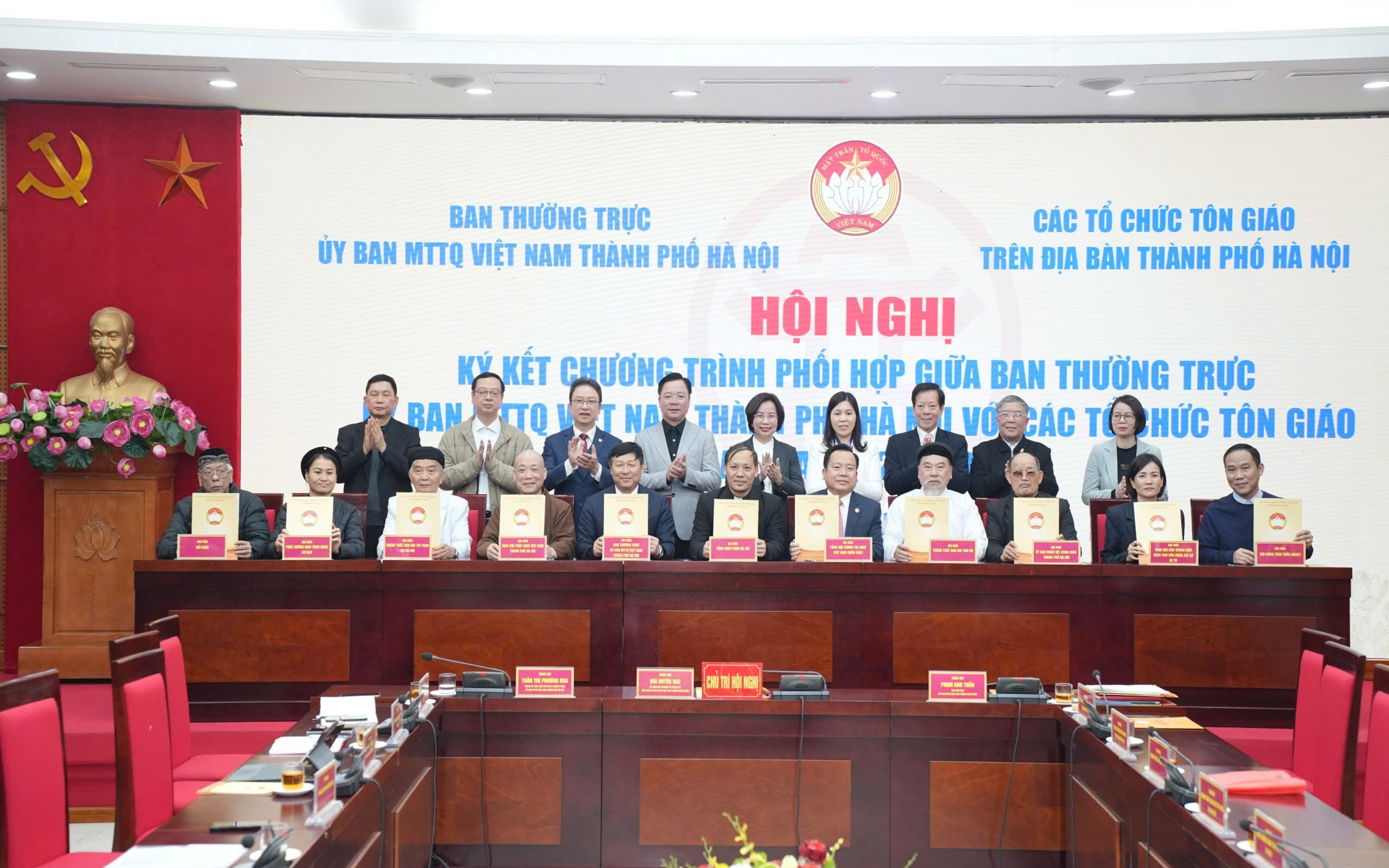 Hà Nội tăng cường khối đại đoàn kết toàn dân tộc qua ký kết phối hợp giữa MTTQ và các tổ chức tôn giáo giai đoạn 2026-2030