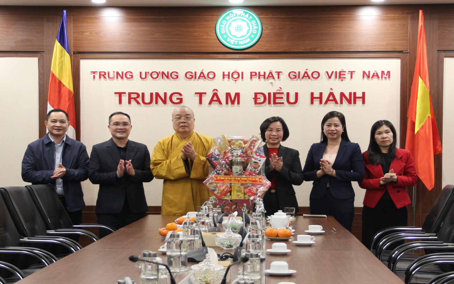 Chủ tịch Ủy ban MTTQ Việt Nam thành phố Hà Nội Bùi Huyền Mai thăm, chúc Tết các tổ chức tôn giáo dịp Xuân Bính Ngọ 2026
