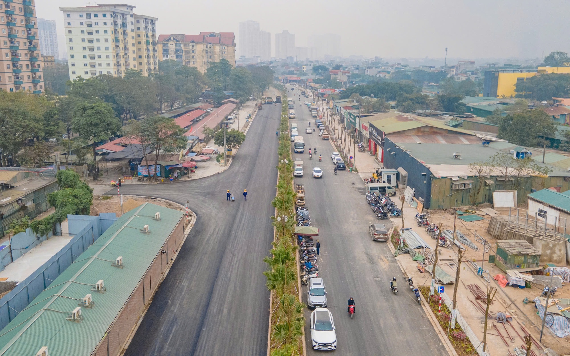 Hà Nội phân luồng giao thông nút Kim Đồng - Giải Phóng, thông xe kỹ thuật tuyến Vành đai 2,5 phục vụ Tết Bính Ngọ 2026