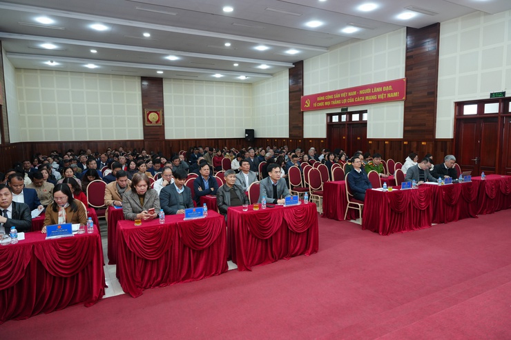 Xã Phù Đổng: HĐND khóa XXI họp chuyên đề kiện toàn nhân sự UBND, sắp xếp tổ chức bộ máy