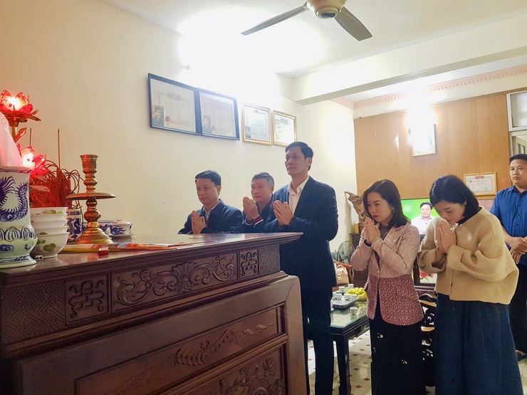 Phường Ngọc Hà lan tỏa nghĩa tình dịp Tết, tri ân người có công và chăm lo các gia đình chính sách