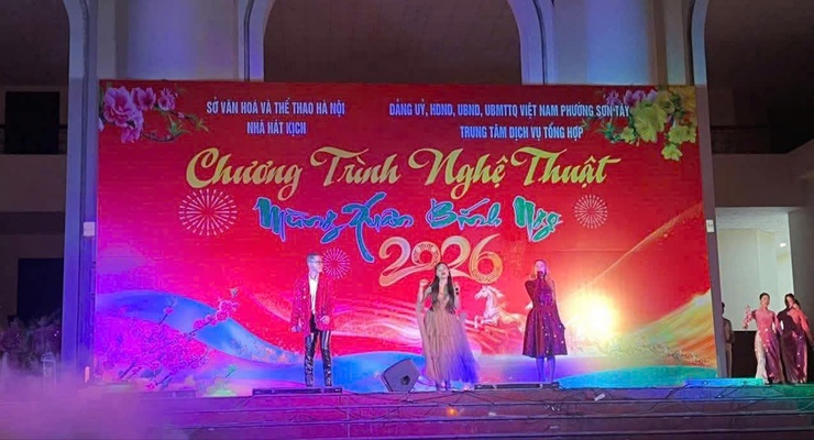Phường Sơn Tây: Đêm nghệ thuật “Mừng Xuân Bính Ngọ 2026” rộn ràng trên Phố đi bộ Thành cổ Sơn Tây