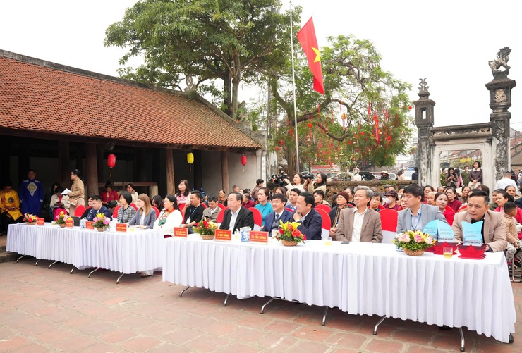 Làng cổ Đường Lâm tiếp nhận mô hình an toàn thực phẩm, tạo đà phát triển du lịch di sản bền vững