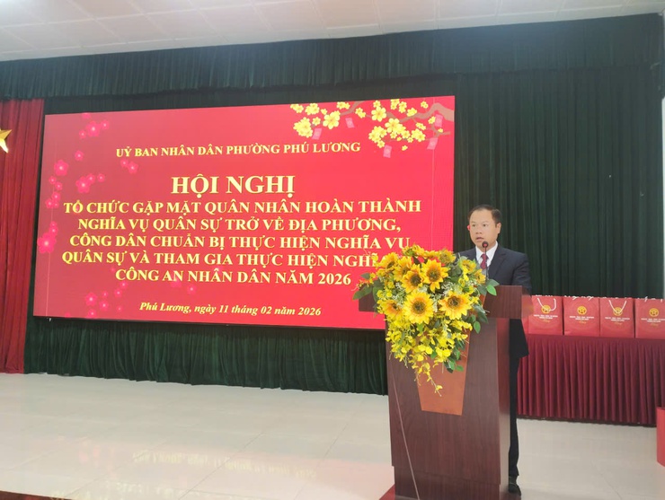 Phường Phú Lương gặp mặt quân nhân xuất ngũ và tân binh, tiếp lửa lên đường bảo vệ Tổ quốc