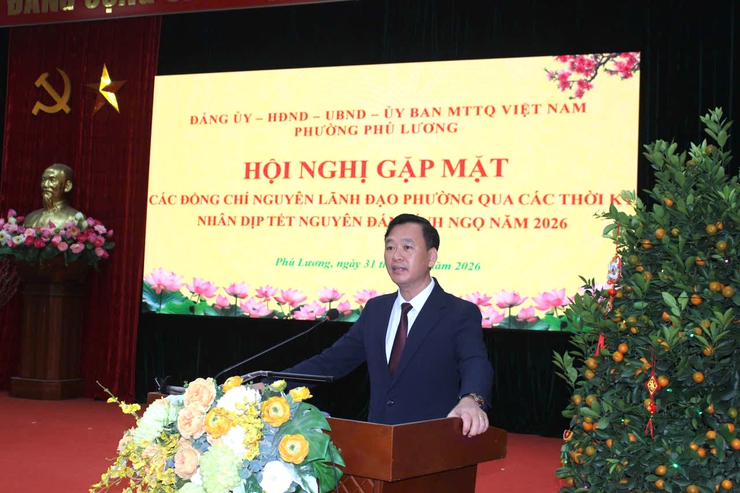 Phường Phú Lương tri ân các thế hệ lãnh đạo, phát huy truyền thống đoàn kết bước vào năm mới 2026