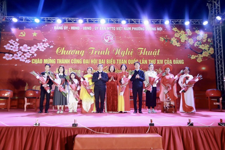 Phường Dương Nội rực rỡ đêm nghệ thuật quần chúng mừng Đảng, mừng Xuân Bính Ngọ 2026