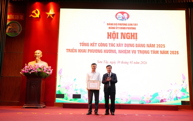 Phường Sơn Tây nâng cao năng lực lãnh đạo, tạo đà bứt phá trong năm đầu tăng tốc chuyển đổi số