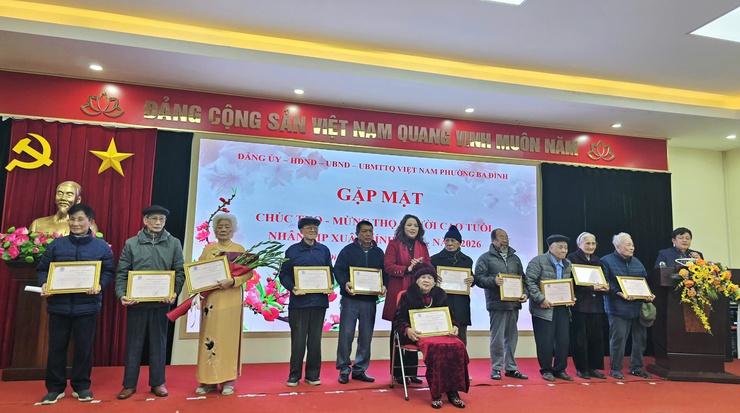 Phường Ba Đình trang trọng tổ chức lễ mừng thọ, tôn vinh người cao tuổi dịp Xuân Bính Ngọ 2026