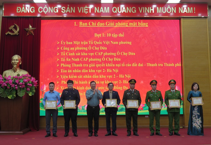 Phường Ô Chợ Dừa tổng kết năm 2025, xác lập trọng tâm điều hành năm 2026 với yêu cầu siết chặt kỷ cương đô thị