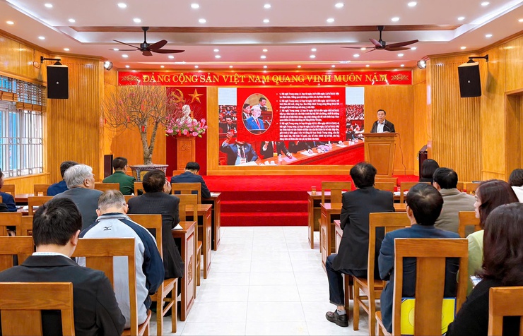Phường Thanh Liệt: Thông tin nhanh kết quả Đại hội XIV của Đảng, củng cố thống nhất tư tưởng trong toàn Đảng bộ