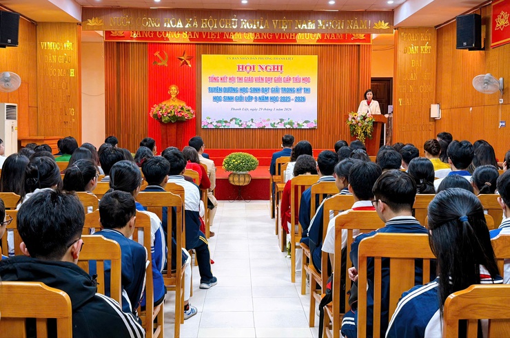 Phường Thanh Liệt tôn vinh giáo viên, học sinh xuất sắc, lan tỏa khí thế thi đua dạy tốt – học tốt