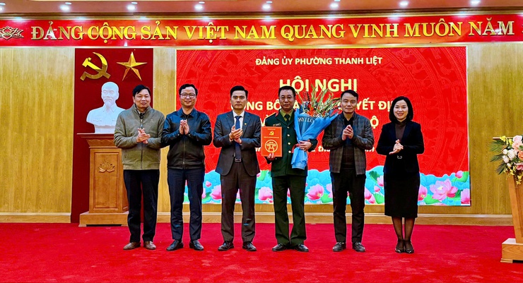 Phường Thanh Liệt kiện toàn nhân sự quân sự cơ sở, bổ nhiệm Chỉ huy trưởng Ban Chỉ huy Quân sự mới
