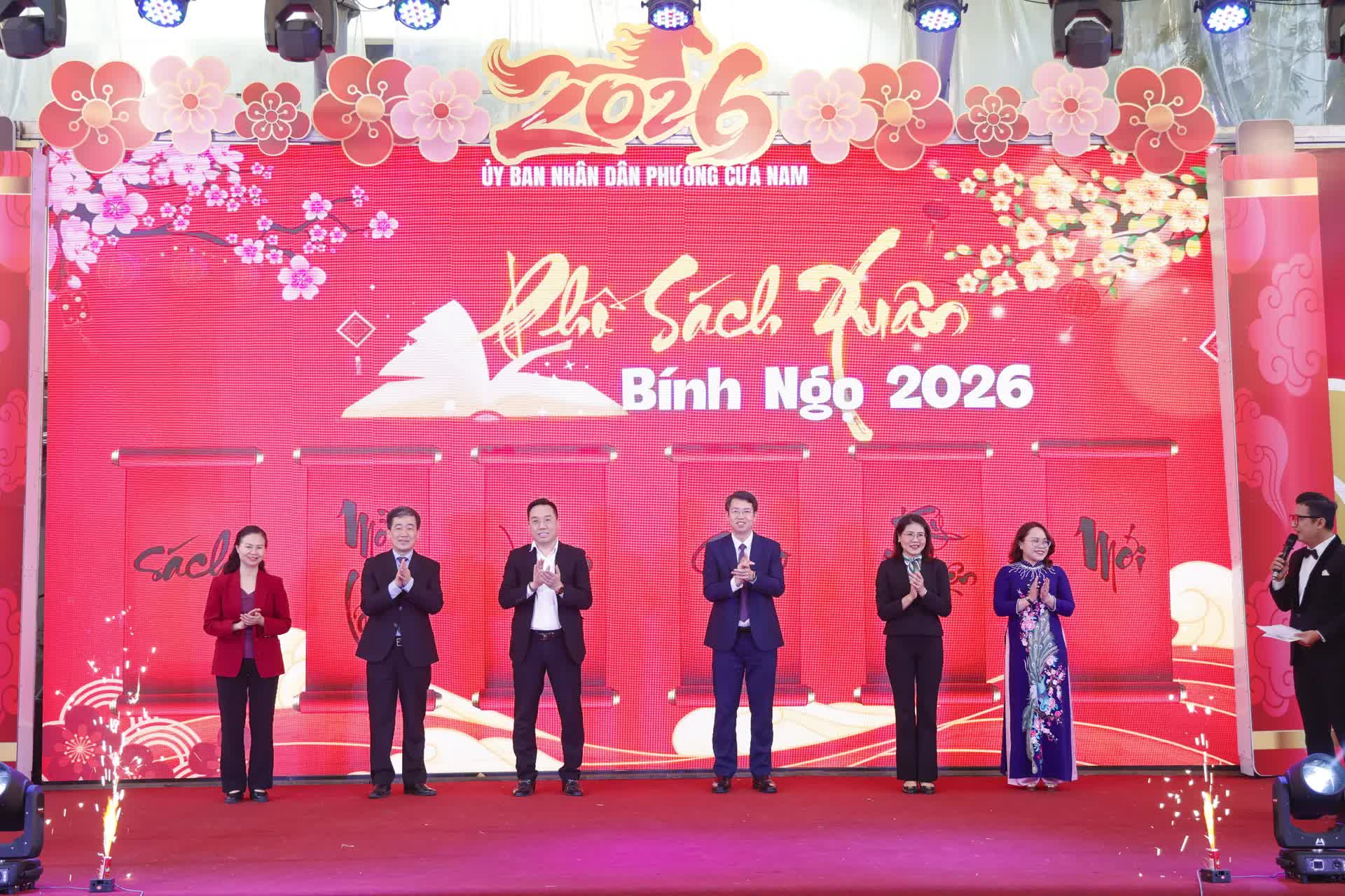 Phường Cửa Nam khai mạc Phố Sách Xuân Bính Ngọ 2026, lan tỏa tri thức - khơi nguồn văn hóa đọc Thủ đô