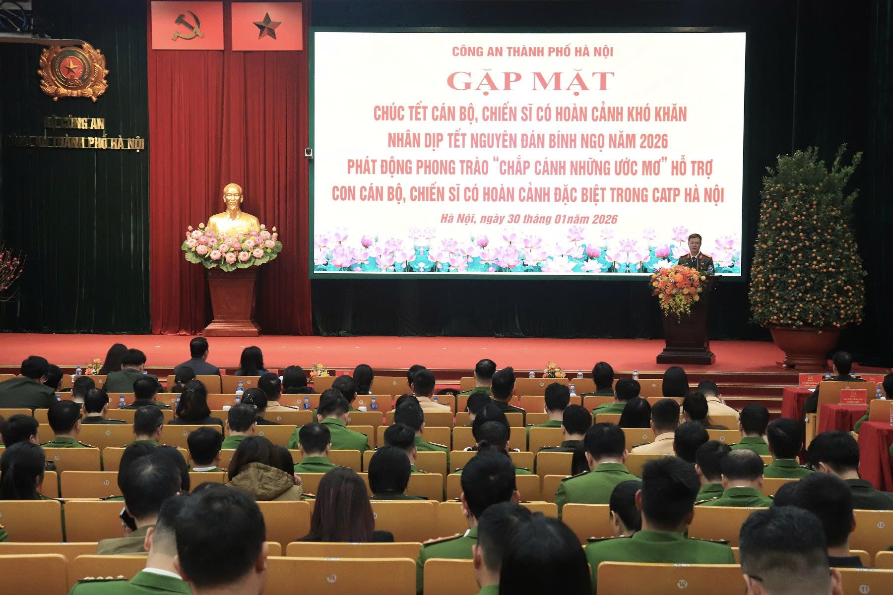 Công an thành phố Hà Nội phát động “Chắp cánh những ước mơ”, lan tỏa nghĩa tình với cán bộ, chiến sĩ khó khăn dịp Tết Bính Ngọ