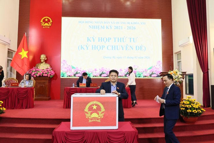HĐND xã Quảng Bị tổ chức kỳ họp chuyên đề, kiện toàn nhân sự và điều chỉnh nhiệm vụ phát triển năm 2026