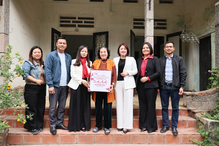 Xã Quảng Bị thăm, chúc Tết nguyên lãnh đạo huyện Chương Mỹ (trước đây), tri ân những đóng góp cho địa phương