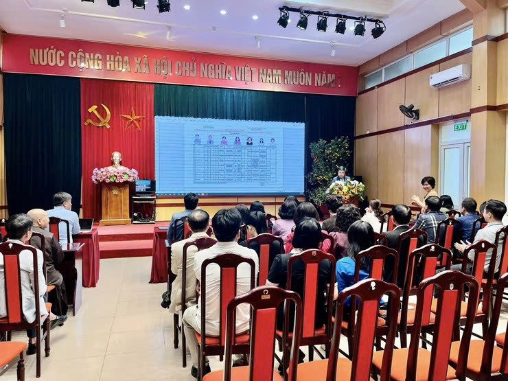 Phường Hai Bà Trưng công bố danh sách chính thức người ứng cử đại biểu HĐND khóa II