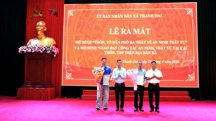 Xã Thanh Oai ra mắt mô hình “Ba nhất” về an ninh trật tự tại khu dân cư