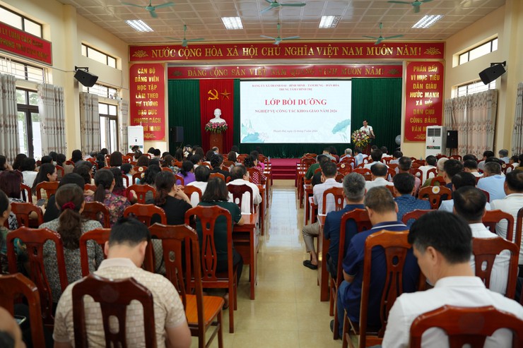 Nâng cao chất lượng công tác khoa giáo, đáp ứng yêu cầu phát triển trong giai đoạn mới
