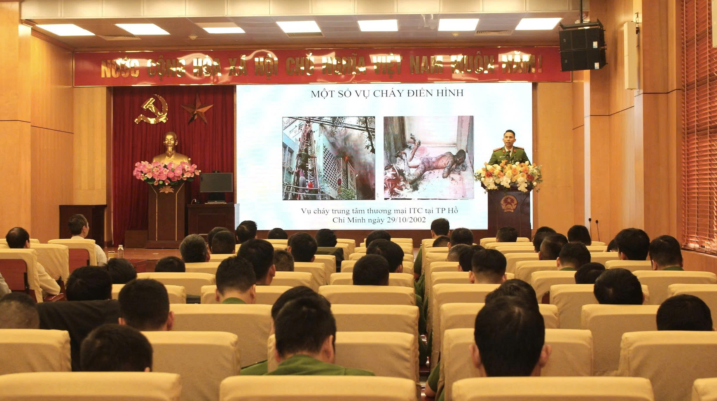 Phường Bạch Mai siết chặt phương án phòng cháy chữa cháy phục vụ ngày bầu cử