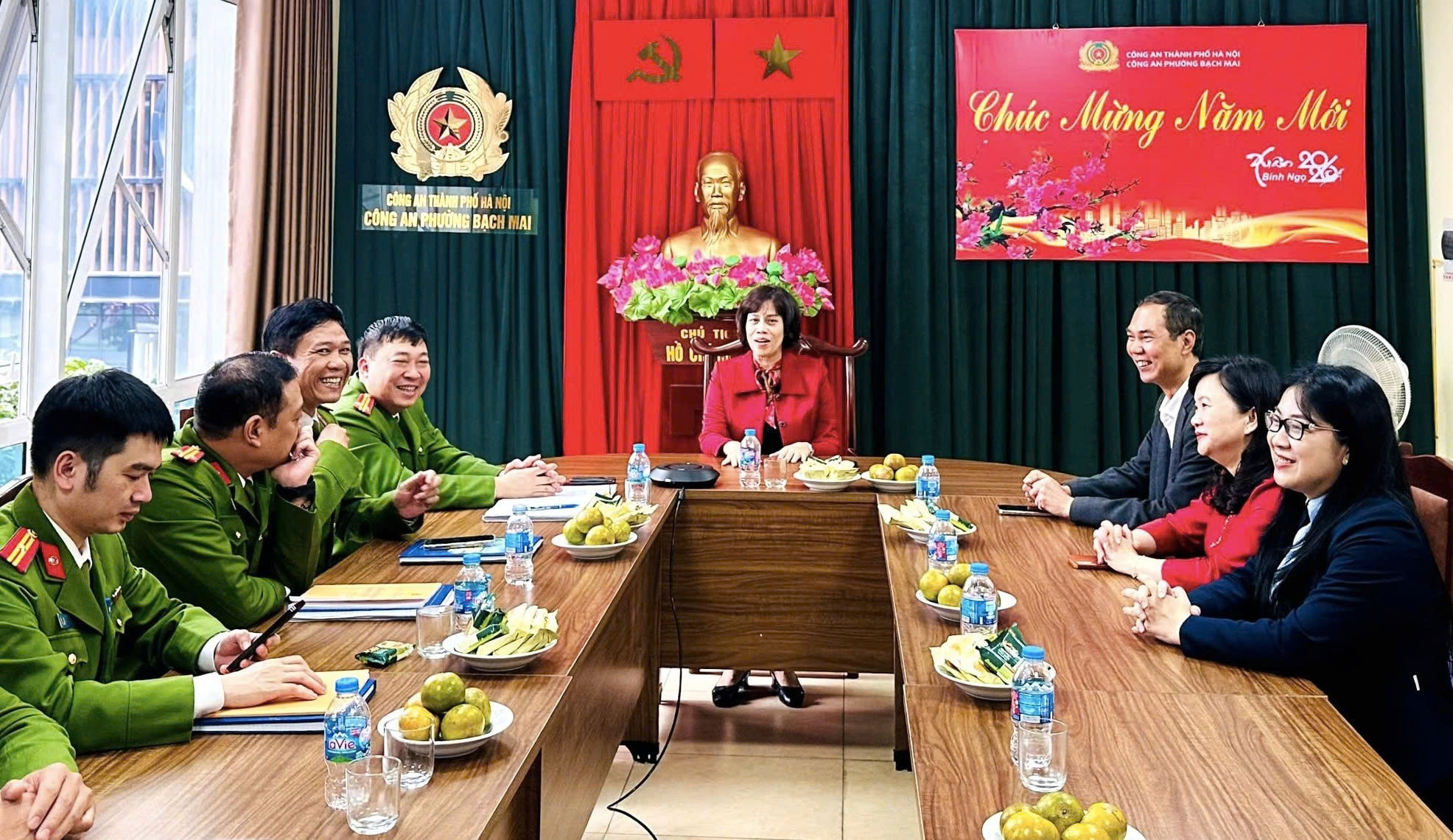 Phường Bạch Mai khẩn trương bắt nhịp công việc sau Tết, bảo đảm phục vụ người dân thông suốt từ ngày đầu năm mới